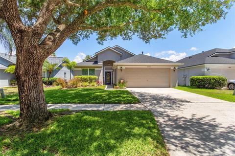 16923 Hawkridge Rd, Lithia, FL 33547