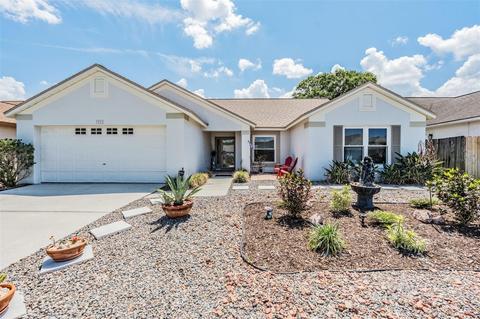 1422 Lakehurst Way, Brandon, FL 33511