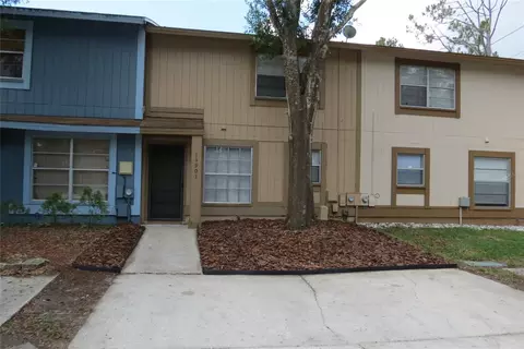 13903 Village View Dr, Tampa, FL 33624