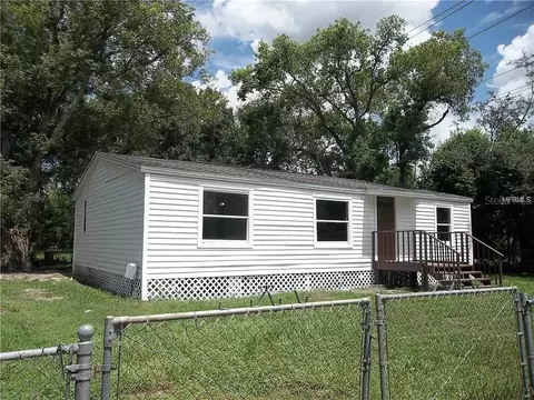 17601 Juanita Dr, Lutz, FL 33548
