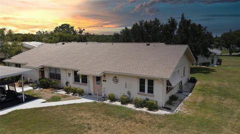 220 Gloucester Blvd #395, Sun City Center, FL 33573