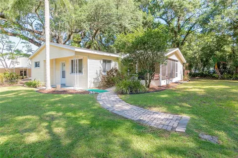 601 Faithway Dr, Seffner, FL 33584