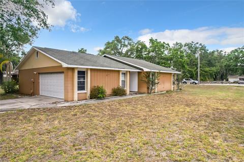 5990 Southwind Dr, Mulberry, FL 33860