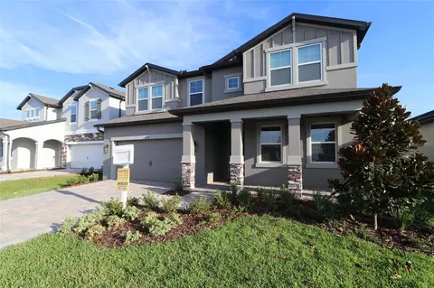 9324 Crescent Ray Dr, Wesley Chapel, FL 33545