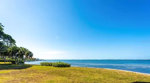 3923 Bay Shore Rd, Sarasota, FL 34234