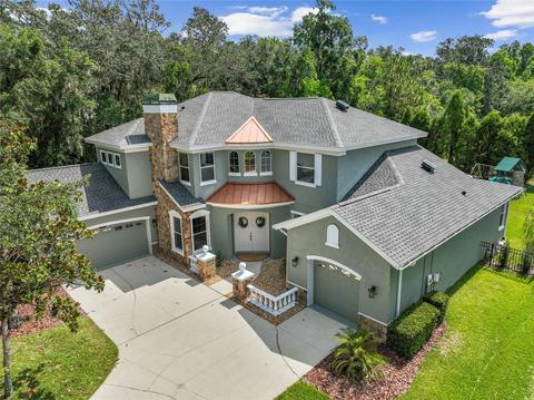 5002 Tari Stream Way, Brandon, FL 33511