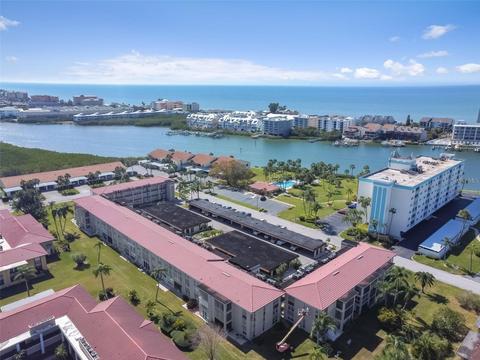 10215 Regal Dr #22, Largo, FL 33774