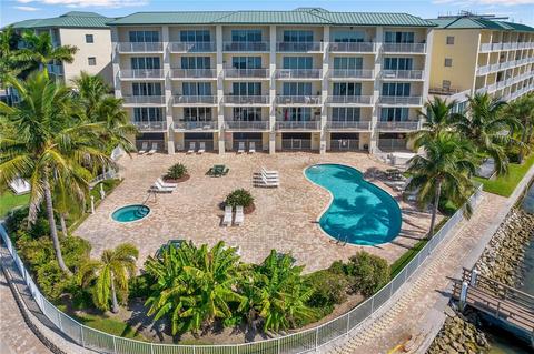 8800 Bay Pines Blvd #117, Saint Petersburg, FL 33709