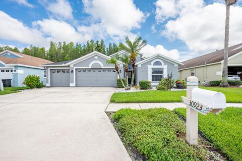 30923 Iverson Dr, Wesley Chapel, FL 33543