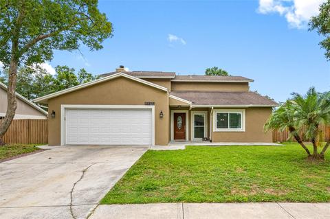15816 Country Lake Dr, Tampa, FL 33624