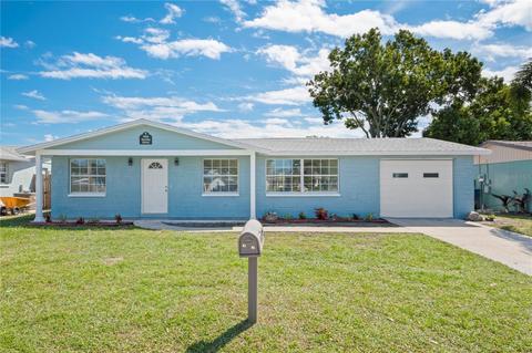 2524 Society Dr, Holiday, FL 34691