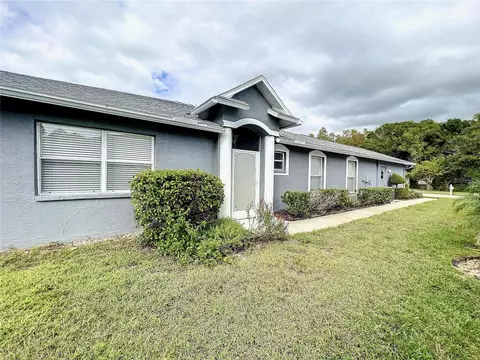 11949 Loblolly Pine Dr, New Port Richey, FL 34654