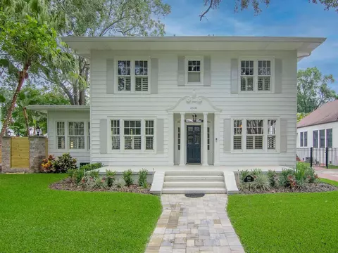2631 W Jetton Ave, Tampa, FL 33629
