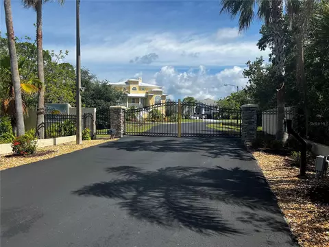 Sheppards Crook Court, Holiday, FL 34691