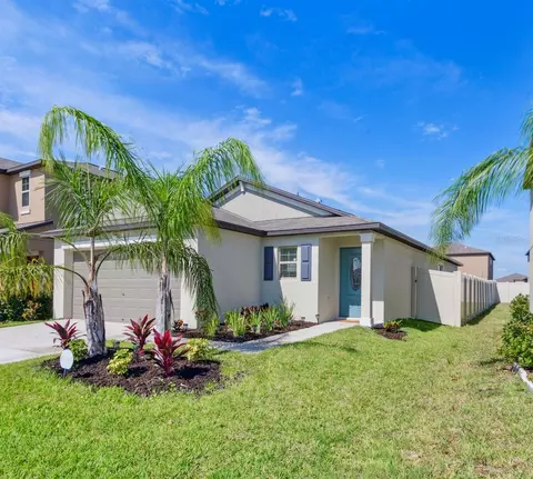 9657 Channing Hill Dr, Sun City Center, FL 33573