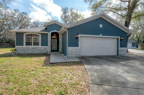 5301 Lenoir Ct, Plant City, FL 33566