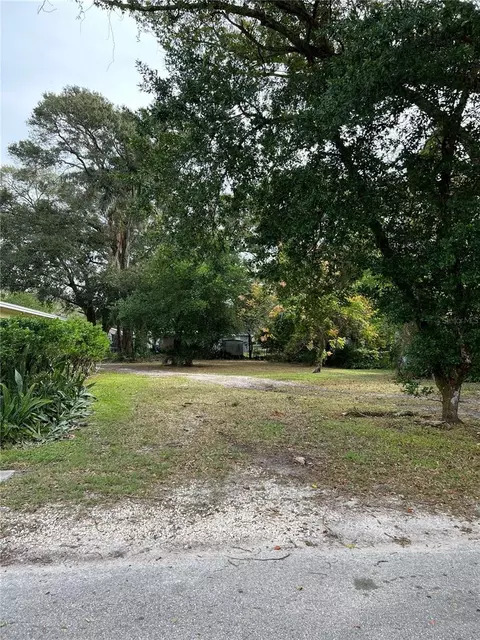 6011 18th St N, Tampa, FL 33610