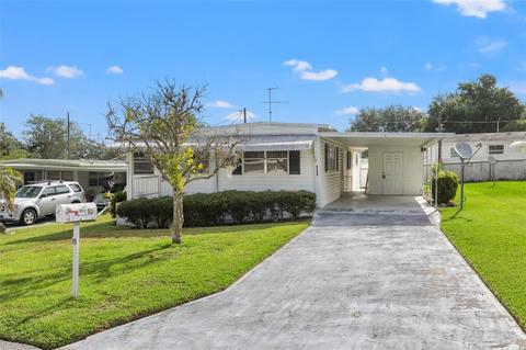 6124 Alpine Dr, Zephyrhills, FL 33542