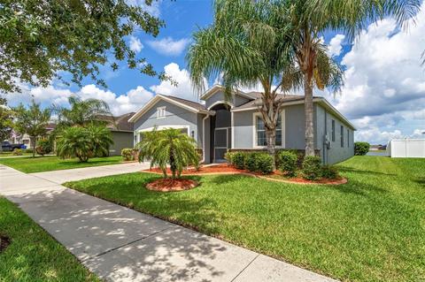 722 Tanana Fall Dr, Ruskin, FL 33570