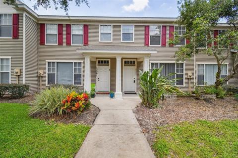 13557 Forest Lake Dr, Largo, FL 33771