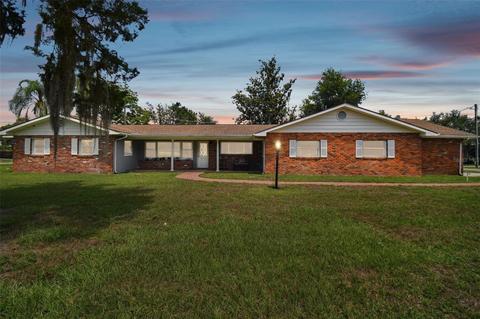 13730 7th St, Dade City, FL 33525