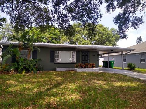 414 8th St S, Dundee, FL 33838