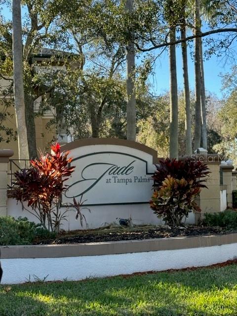 17110 Carrington Park Dr #812, Tampa, FL 33647