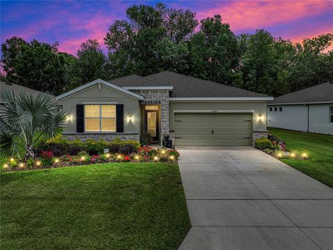 12438 Eastpointe Dr, Dade City, FL 33525