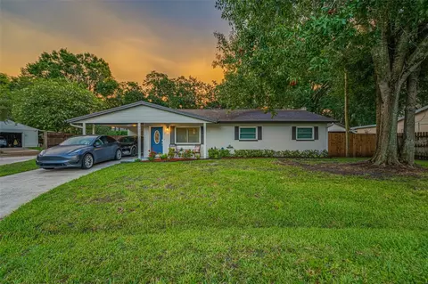 12003 Gaines Ct, Tampa, FL 33618
