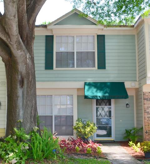 1807 Mill Run Cir, Tampa, FL 33613