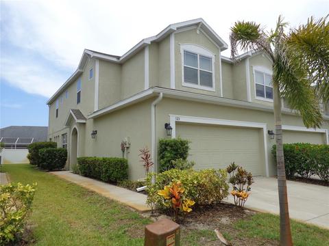 523 Harbor Springs Dr, Palm Harbor, FL 34683