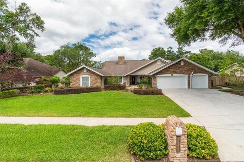 18241 Clear Lake Dr, Lutz, FL 33548