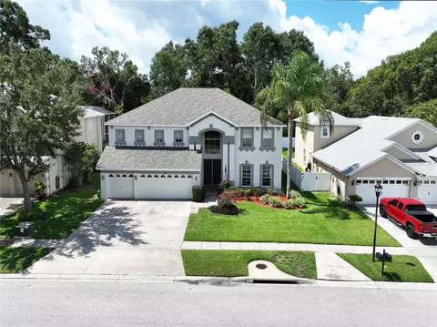 2831 Windcrest Oaks Ct, Valrico, FL 33594