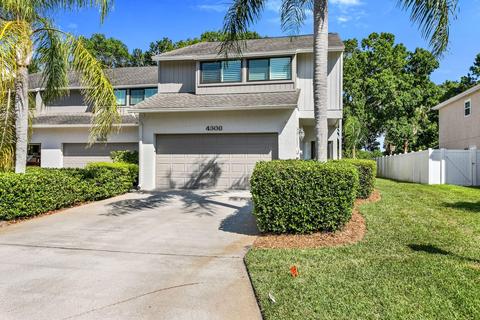 4308 Golf Club Ln, Tampa, FL 33618