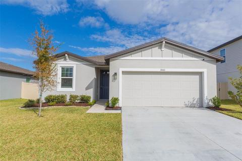 38661 Finn Clover Ln, Zephyrhills, FL 33540