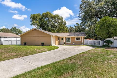 510 Highview Cir N, Brandon, FL 33510