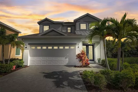 405 Sandsend Ct, Apollo Beach, FL 33572