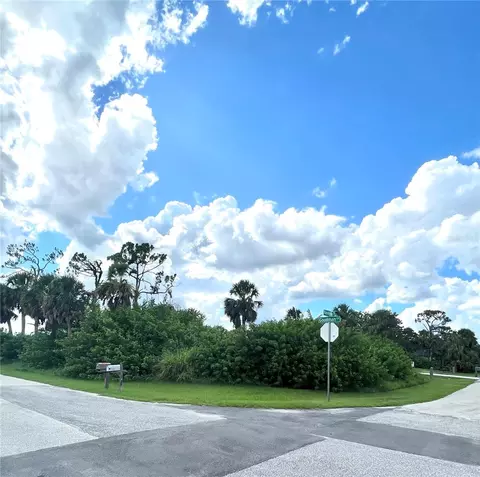 18482 Goodman Cir, Port Charlotte, FL 33948