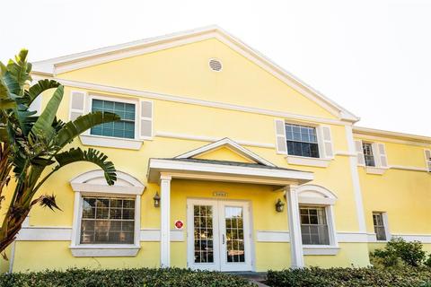 3889 Pompano Dr SE #A, Saint Petersburg, FL 33705
