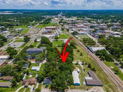 308 E Damon St, Plant City, FL 33563