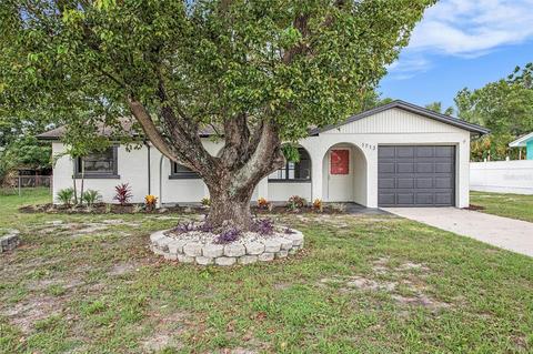 1713 Cardinal Dr, Clearwater, FL 33759