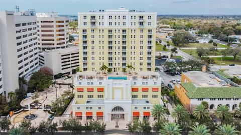 628 Cleveland St #705, Clearwater, FL 33755