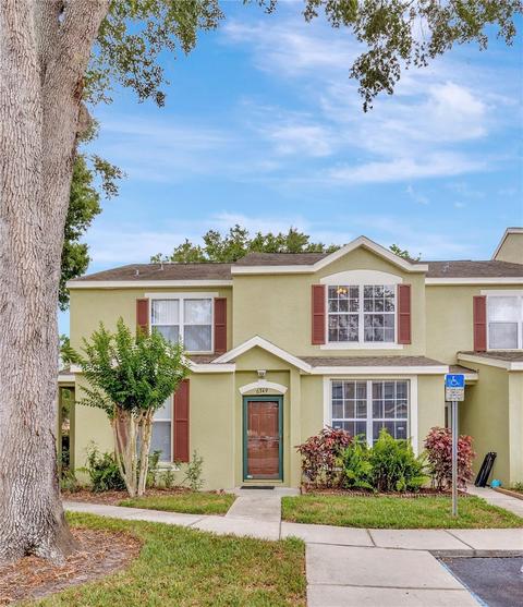 6349 Osprey Lake Cir, Riverview, FL 33578