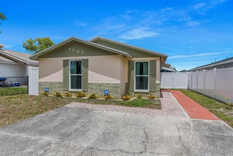 8207 Olivewood Pl, Tampa, FL 33615