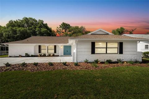 8402 Reynolds Dr, Hudson, FL 34667