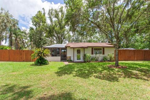 2213 Durant Rd, Valrico, FL 33596