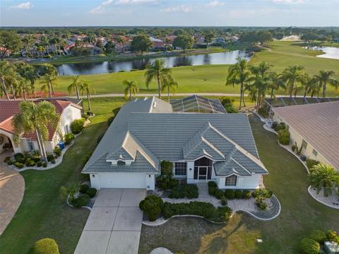 2019 S Pebble Beach Blvd, Sun City Center, FL 33573