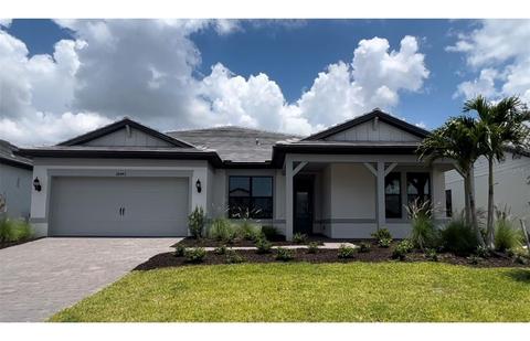 16443 Slate Pl, Lakewood Ranch, FL 34211
