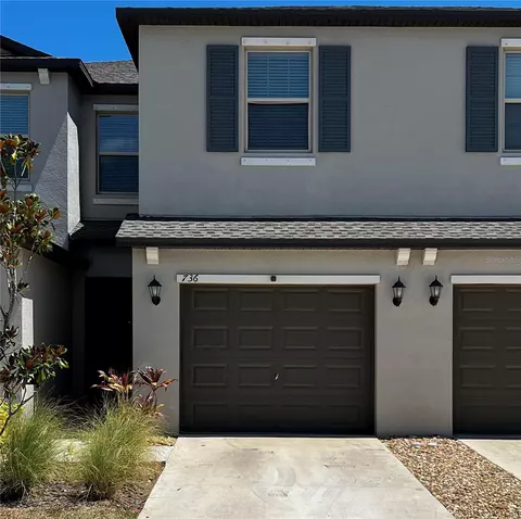 736 Royal Empress Dr, Ruskin, FL 33570