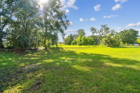 1804 E Spencer St, Plant City, FL 33563